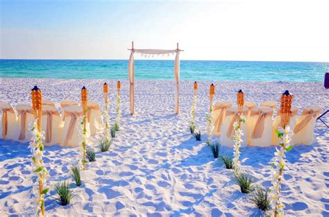 You can mix and match these decorations along with your package or create your own with our photography and flowers! Florida Nautical Knot Package for a Beach Wedding