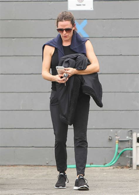 Jennifer Garner In A Black Workout Clothes Leaves A Gym In Los Angeles