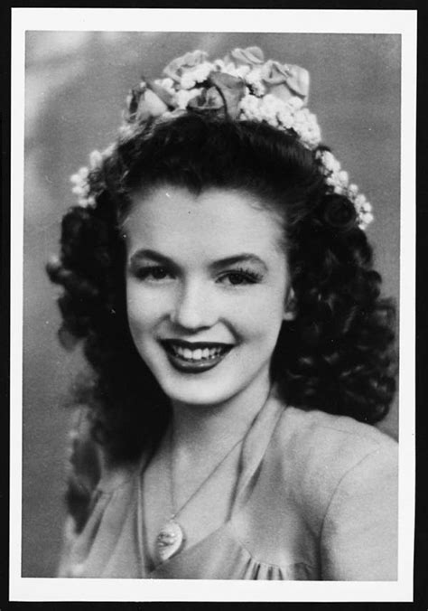25 Photos Of Norma Jeane Mortenson Before She Became Marilyn Monroe