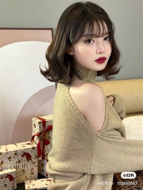 🍫 i want more peaple to know her and her cutes💄she is like a cupid ulzzang short hair short