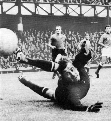 the 100 best footballers of all time good soccer players best football players lev yashin