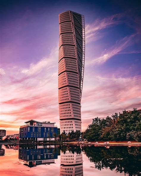 Fantastic Architectures On Instagram Turning Torso Residential