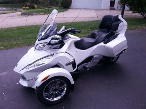 White Can Am 2012 Spyder Rt Ltd For Sale On 2040 Motos