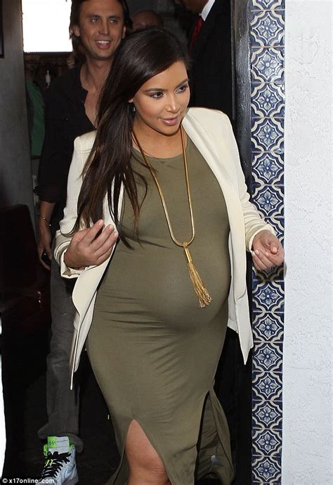 Welcome To Joseph Ebongies Blog Kim Kardashian Gives Birth To Her