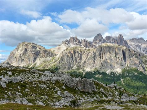 Hiking The Dolomites Italy Teds Outdoor World