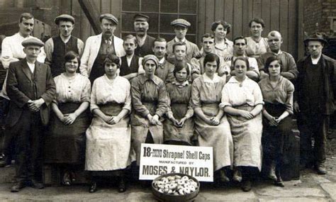 Belgian Refugees Working In Ossett During Ww1 Refugee First World Women In History