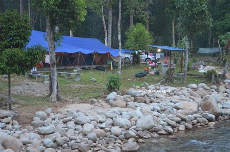 4x4 track and dirt bike plus camping, it's worth it to travel there and we had plan to go there to bring our team and family for bbq and camping. aizamia3: Camping di Teratak Riverview, Tanjung Malim ...