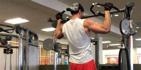 Lat Workouts For Mass Use These 3 Exercises For A Wide