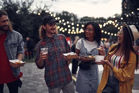 Hipster Friends With Food And Drinks Spending Time Outdoors Stock Image Image Of Food Alcohol