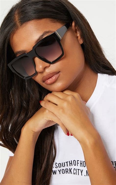 Black Oversized Square Sunglasses Prettylittlething Aus