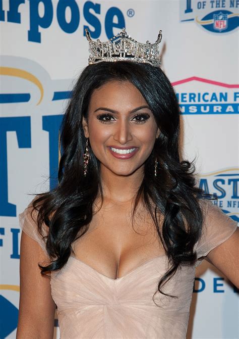 Miss America 2014 Nina Davuluri At Super Bowl Party With A Purpose Hawtcelebs