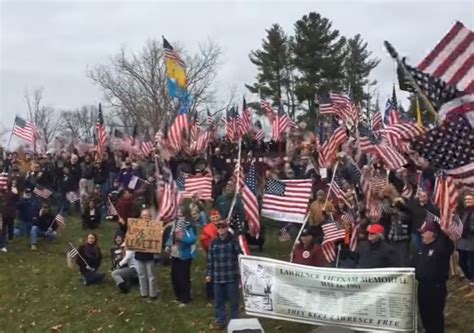 Veterans Protest Hampshire College For Not Flying Flag