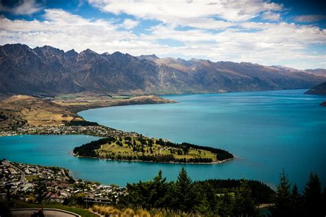 Must-See Destinations in New Zealand | New Zealand Travel & Vacations