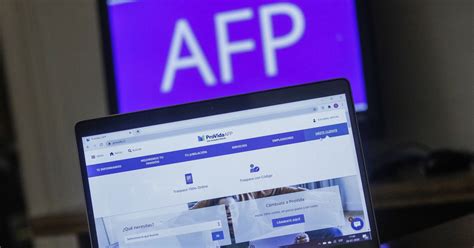 Afiliados, pensionados o beneficiarios de pensión de sobrevivencia con saldo en su cuenta obligatoria. Retiro del 10%: acusan a las AFP de poner trabas a ...