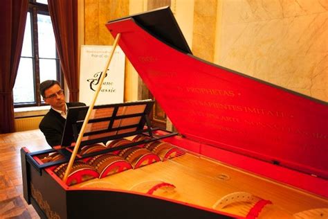 Leonardo Da Vincis Viola Organista Debuts 500 Years After Invention