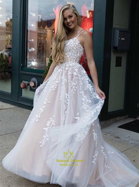 Long Ivory Spaghetti Straps Embroidered Lace Applique Tulle Prom Dress