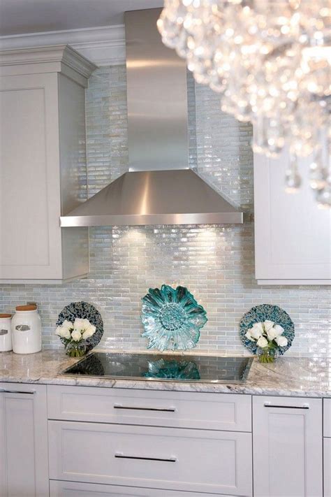 Gorgeous Glass Kitchen Backsplash Ideas For Comfortable Kitchen