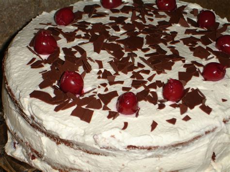 Resep Black Forest Spesial Cocok Untuk Kue Ulang Tahun