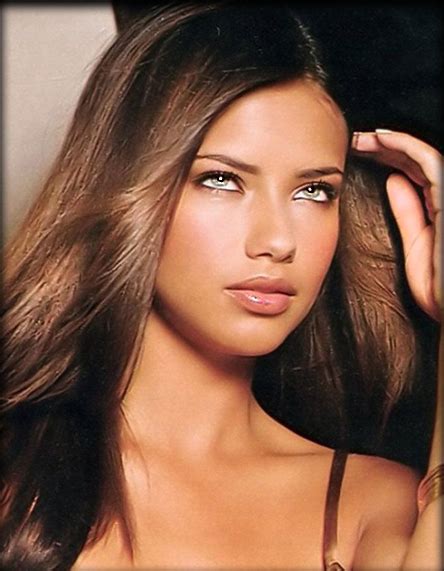 Women And Men Hairstyles Adriana Lima Hairstyles