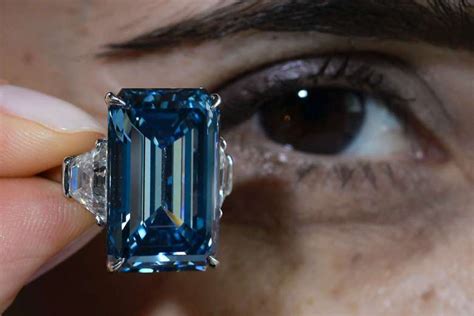 Oppenheimer Blue Diamond Sells For Us58 Million The Diamond