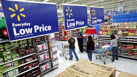 Walmart Marketing Strategy How Walmart Became The Biggest Retailer In