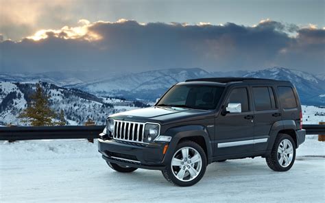 Report Chrysler May Expand Jeep Suv Production In Toledo