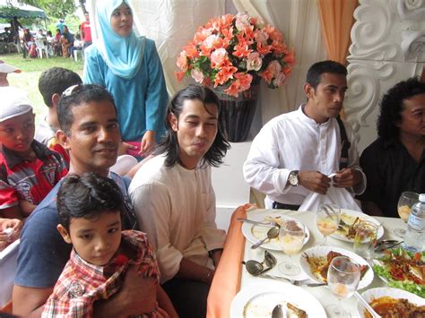 — remy ishak (@remy_ishak) july 19, 2020. S H A M S N A K K E R: Jumpa Retis di kampong sendiri