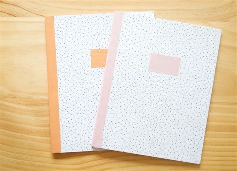 So pretty this cover is pink. 12 NEAT BACK-TO-SCHOOL FREE PRINTABLES