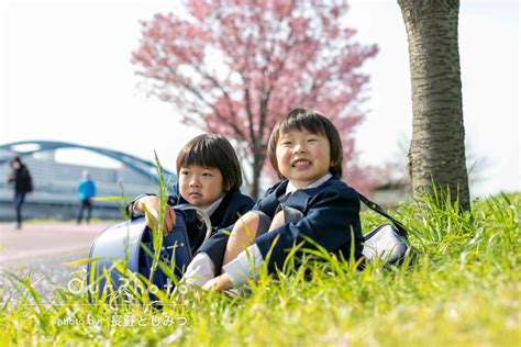 「子ども達の成長を感じました」綺麗に咲いている桜と家族写真の撮影｜出張撮影サービス Ourphoto