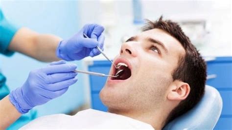 بهترین دندانپزشک برای ایمپلنت، ارتودنسی و درمان دندان درد