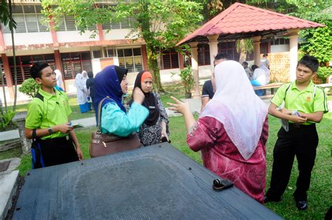 Sekolah menengah kebangsaan sri aman or also known as smk sri aman, is an elite malaysian girls' secondary school. Lawatan Sambil Belajar "Rain water Harvest System" SMK (P ...