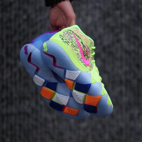 Here S A Detailed Look At The Nike Kyrie 4 Confetti Weartesters