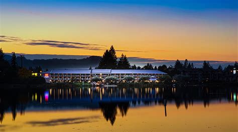 Inn On Long Lake Nanaimo Bc Ferries Vacations