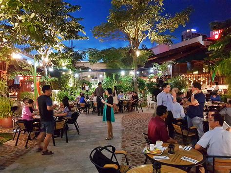 You have landed on the right page then, for all the best western food in penang is here. Rain Garden Restaurant Penang| VMO