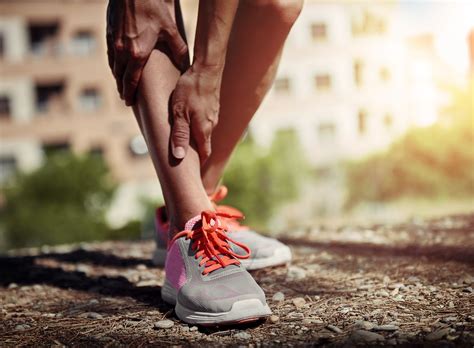 The Complete Guide To Treating And Preventing Stress Fractures While