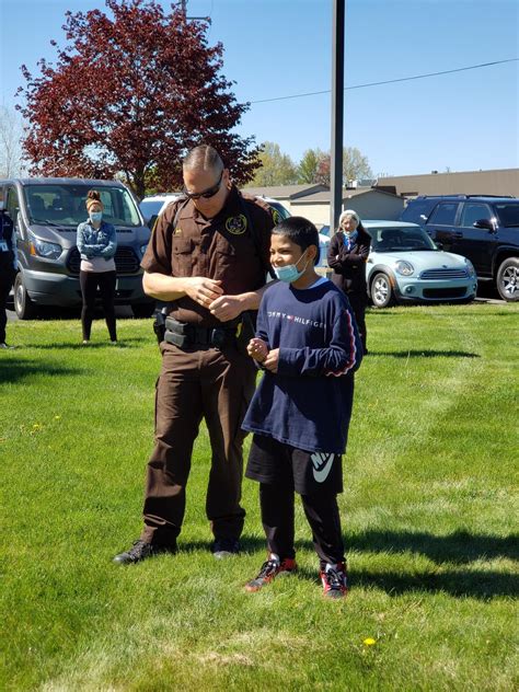 Ottawa County Sheriffs teach Sheldon Pines School students