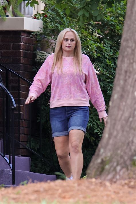 Rebel Wilson Shows Off Dramatic 60 Pound Weight Loss In Tiny Jean