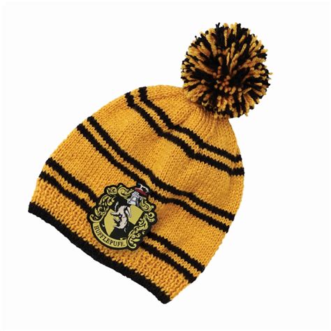 Hp Wizarding World Knit Kit Hufflepuff House Bobble Hat Aug212465