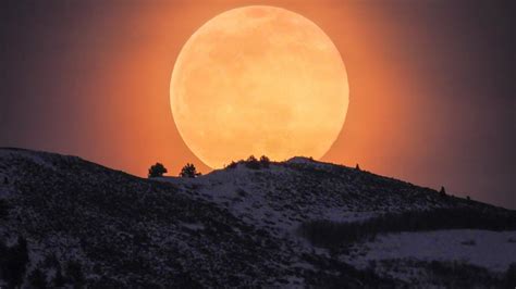 1366x768 Moon Rising Over The Wasatch Mountains 1366x768 Resolution Hd