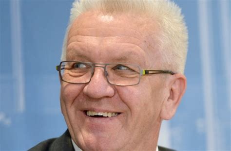 Kann ministerpräsident winfried kretschmann in eine dritte amtszeit starten? Forsa-Umfrage zur Landtagswahl: Aktuell Patt in Baden ...