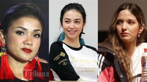 Sebelum anda membawa telefon anda ke pejabat pos, tentukan perkhidmatan mel yang anda akan gunakan untuk menghantar petak itu. Deretan Artis Tanah Air Ini Ternyata Anak Pejabat, No ...