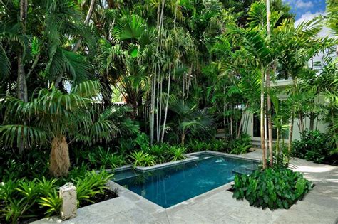 Majestic 10 Gorgeous Tropical Garden Ideas For Home Landscaping Design