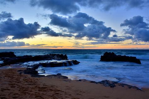 Sandy Beach Sunrise 6 Oahu Hawaii Photograph By Brian Harig Fine