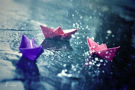 Rain Paper Boat Love The Photos Of The Paper Boat Remin Flickr