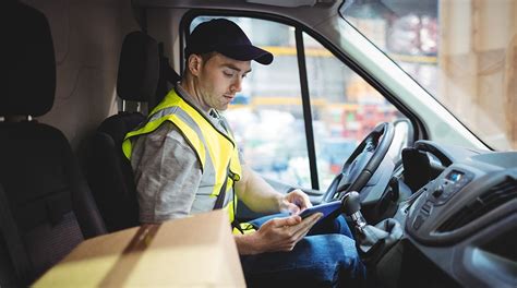Commercial Fleet And Delivery Drivers 5 Tips To Prevent Distracted Driving