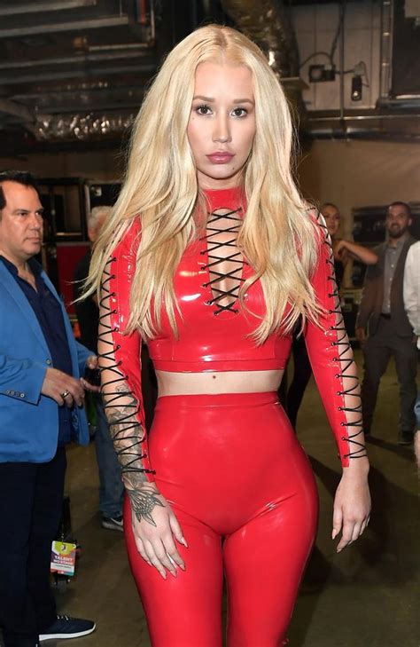 Iggy Azaleas Bum Bared In Revealing Latex Outfit Photos The Courier Mail