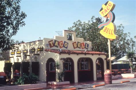How Taco Bell Brought Mexican Food To America
