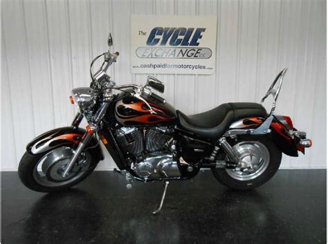 It has been ridden only in good southern california weather thru the mountains and along the beaches for pleasure and by responsible adults. 2005 Honda Shadow Sabre 1100 (VT1100C2) for sale on 2040-motos