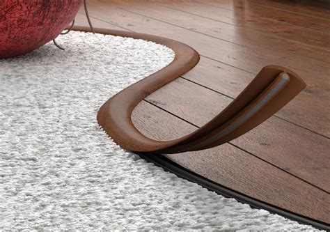 20 Curved Transition From Laminate To Carpet