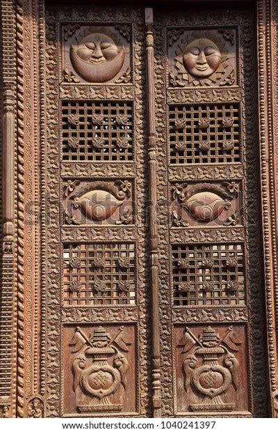 Carving Rich Wooden Door Ancient Pashupathinath Stock Photo 1040241397